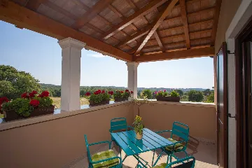 Jakovici Villa for 8 Guests with Pool & Jacuzzi