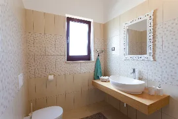 Jakovici Villa for 8 Guests with Pool & Jacuzzi