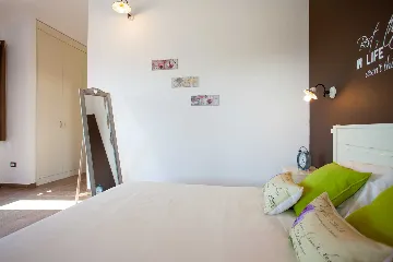 Jakovici Villa for 8 Guests with Pool & Jacuzzi