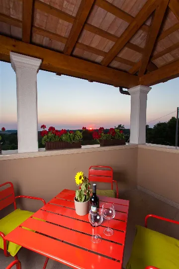 Jakovici Villa for 8 Guests with Pool & Jacuzzi