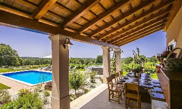 Jakovici Villa for 8 Guests with Pool & Jacuzzi