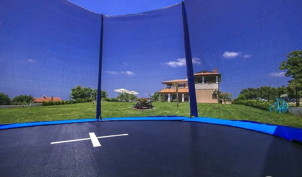Jakovici Villa for 8 Guests with Pool & Jacuzzi