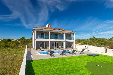 Modern Villa with Private Pool and Sea Views in Peruški