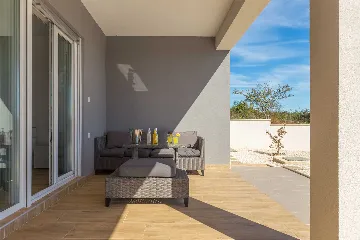 Modern Villa with Private Pool and Sea Views in Peruški