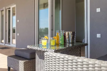 Modern Villa with Private Pool and Sea Views in Peruški