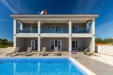 Modern Villa with Private Pool and Sea Views in Peruški
