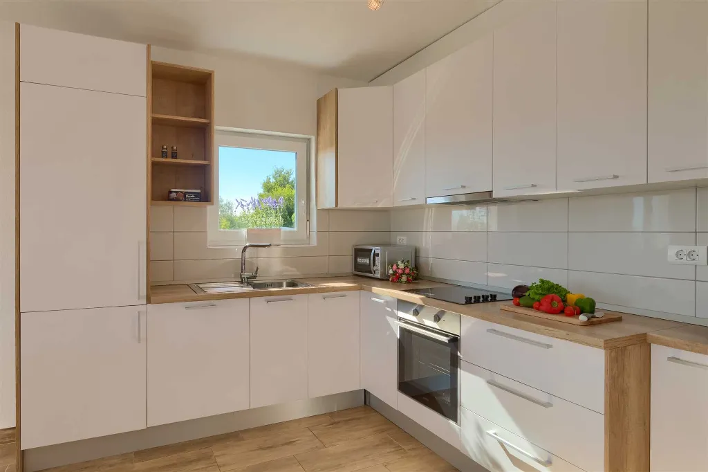 Modern Villa with Private Pool and Sea Views in Peruški