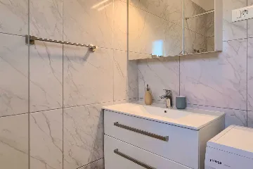 Modern Villa with Private Pool and Sea Views in Peruški