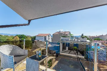 4-Bedroom Villa with Pool and Terrace in Novi Vinodolski