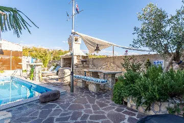 4-Bedroom Villa with Pool and Terrace in Novi Vinodolski