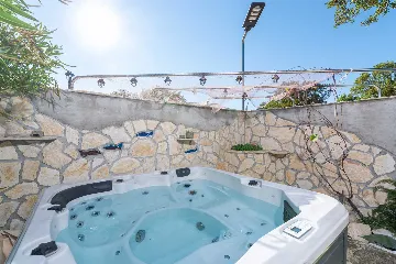 4-Bedroom Villa with Pool and Terrace in Novi Vinodolski