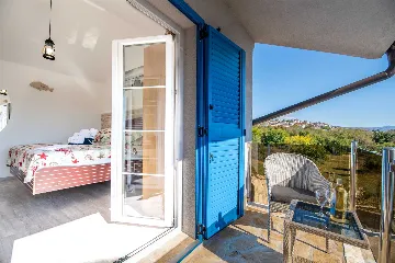 4-Bedroom Villa with Pool and Terrace in Novi Vinodolski