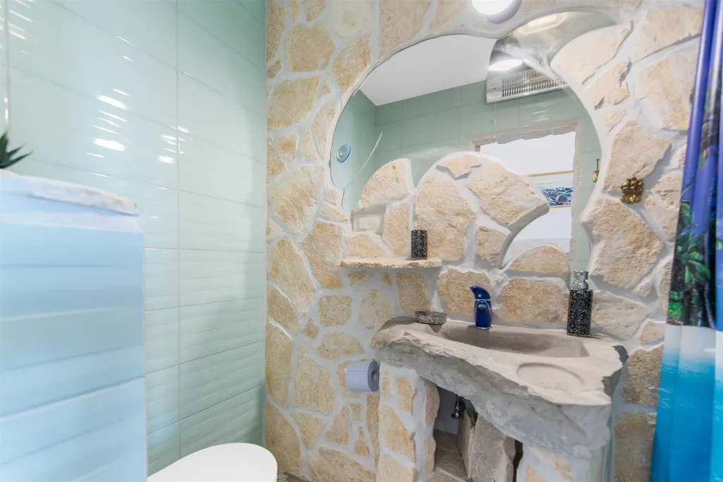 4-Bedroom Villa with Pool and Terrace in Novi Vinodolski