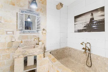 4-Bedroom Villa with Pool and Terrace in Novi Vinodolski