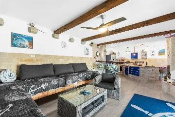 4-Bedroom Villa with Pool and Terrace in Novi Vinodolski