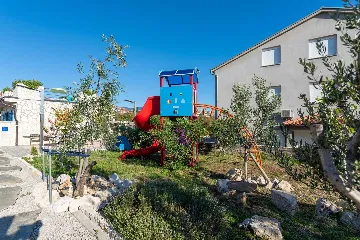 4-Bedroom Villa with Pool and Terrace in Novi Vinodolski