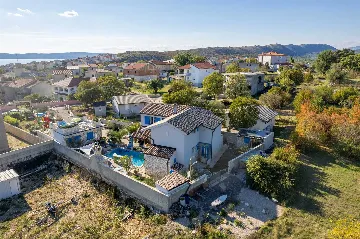 4-Bedroom Villa with Pool and Terrace in Novi Vinodolski