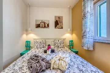 4-Bedroom Villa with Pool and Sea Views in Hreljin