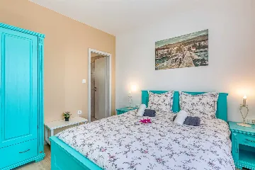 4-Bedroom Villa with Pool and Sea Views in Hreljin