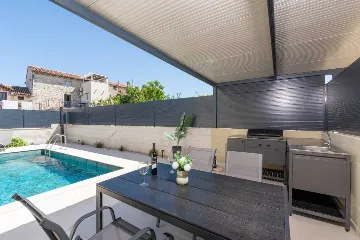 Villa with Private Pool in Tar, Croatia