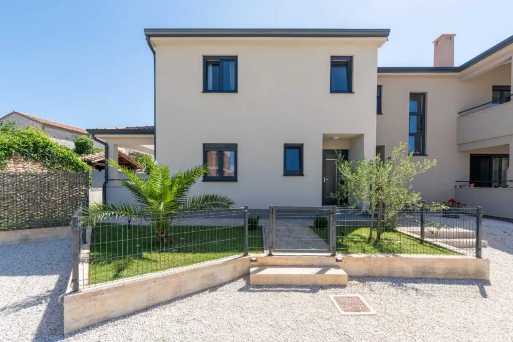 Villa with Private Pool in Tar, Croatia
