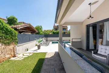 Villa with Private Pool in Tar, Croatia