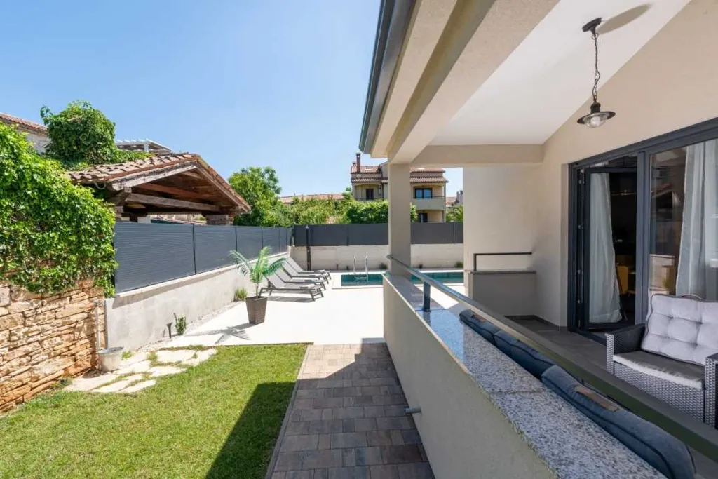 Villa with Private Pool in Tar, Croatia