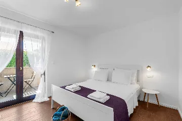 Porec Villa with Pool & Space for 16