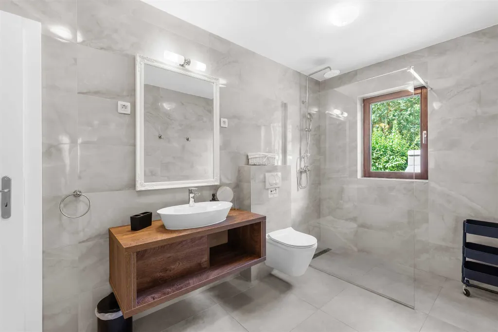 Porec Villa with Pool & Space for 16