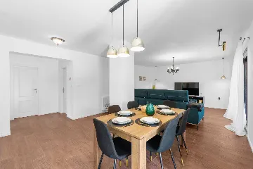 Porec Villa with Pool & Space for 16