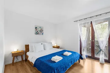 Porec Villa with Pool & Space for 16