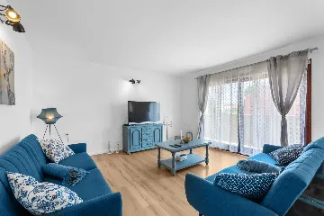 Porec Villa with Pool & Space for 16