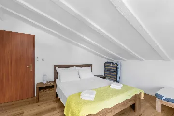 Porec Villa with Pool & Space for 16