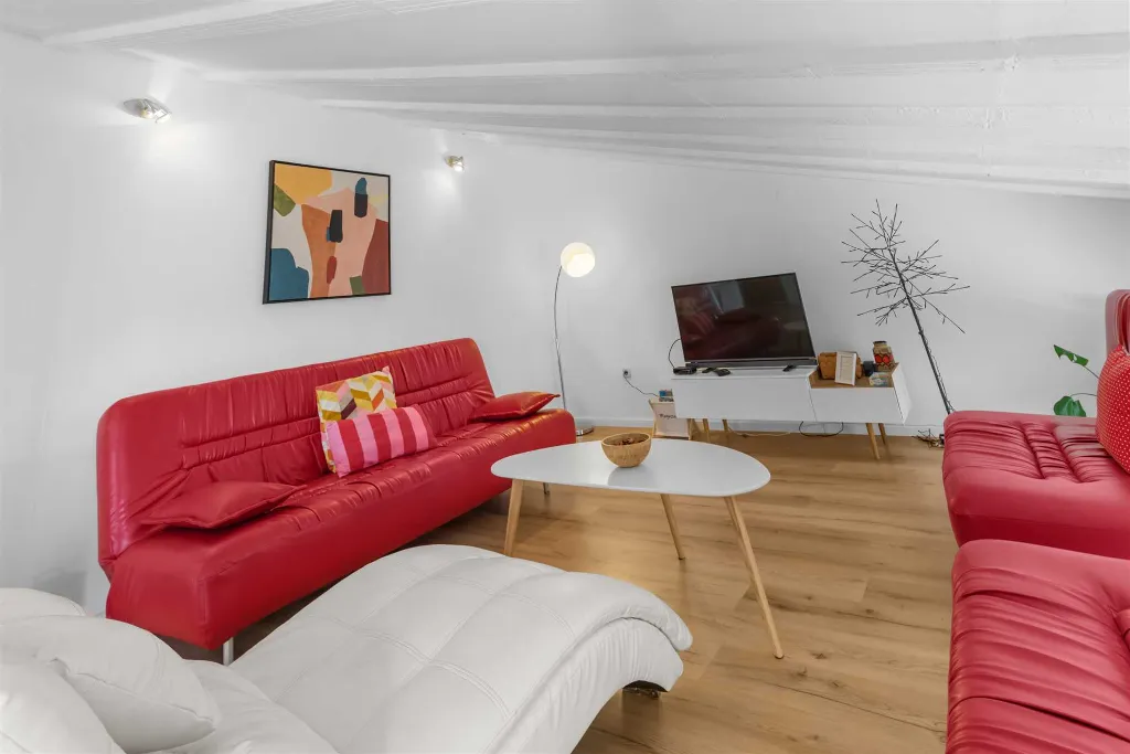 Porec Villa with Pool & Space for 16