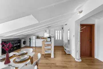 Porec Villa with Pool & Space for 16