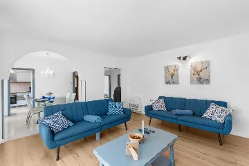 Porec Villa with Pool & Space for 16