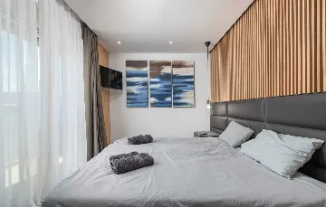 Villa with Private Heated Pool in Novigrad