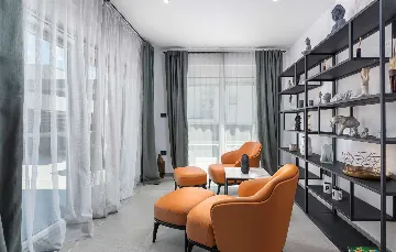 Villa with Private Heated Pool in Novigrad