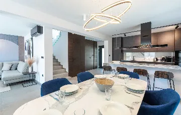 Villa with Private Heated Pool in Novigrad