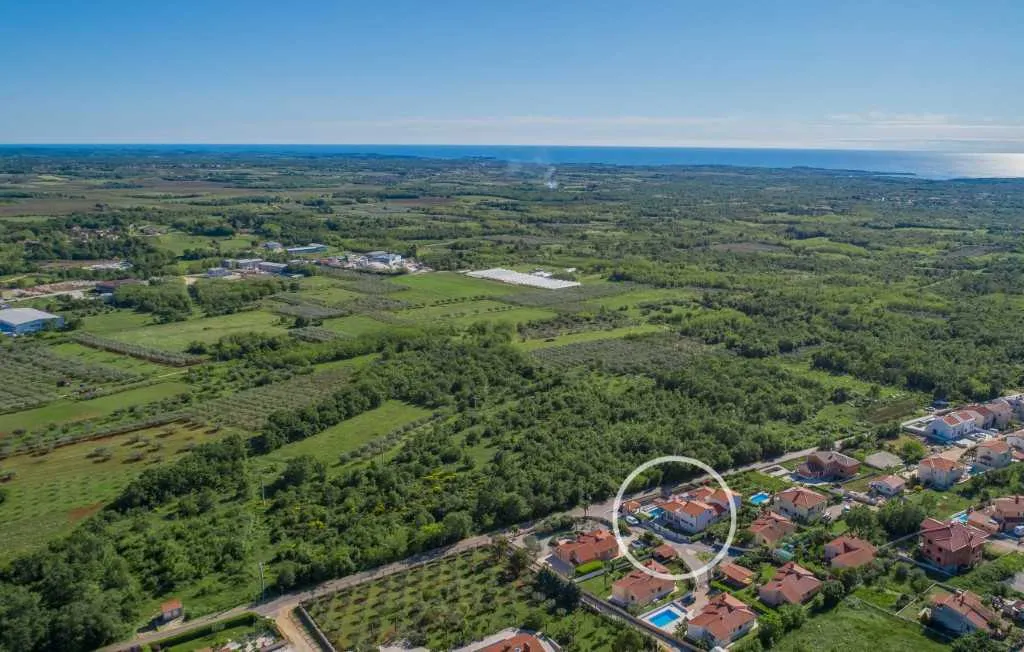 4-Bedroom Villa with Private Pool in Kaštelir