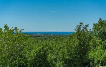 4-Bedroom Villa with Private Pool in Kaštelir