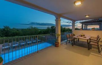 4-Bedroom Villa with Private Pool in Kaštelir