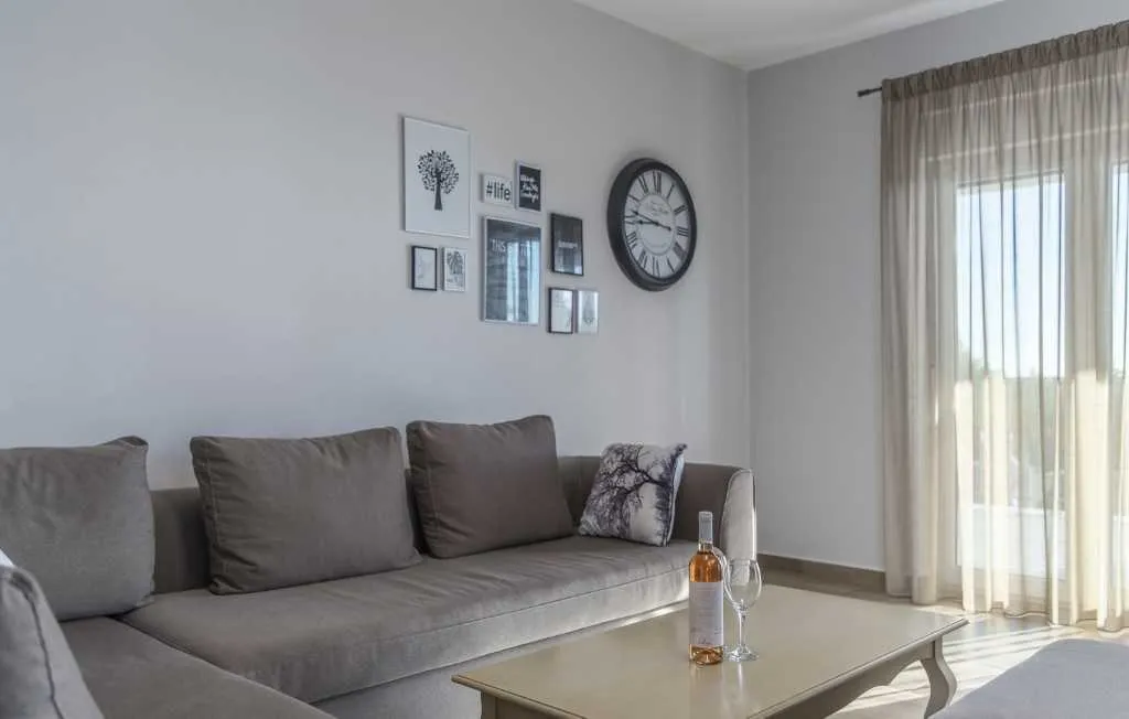 4-Bedroom Villa with Private Pool in Kaštelir