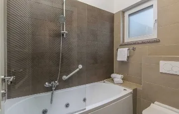 4-Bedroom Villa with Private Pool in Kaštelir