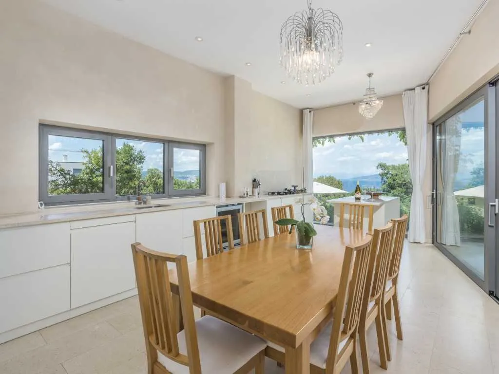 Villa with Private Pool and Garden in Drenje