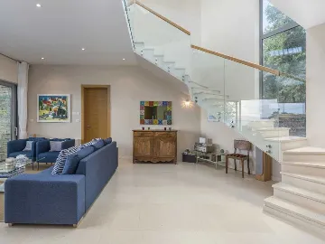 Villa with Private Pool and Garden in Drenje