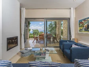 Villa with Private Pool and Garden in Drenje