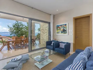 Villa with Private Pool and Garden in Drenje