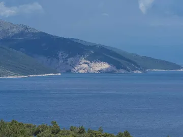 Villa with Private Pool and Garden in Drenje