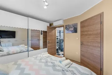 3-Bedroom Villa with Private Pool in Mali Golji